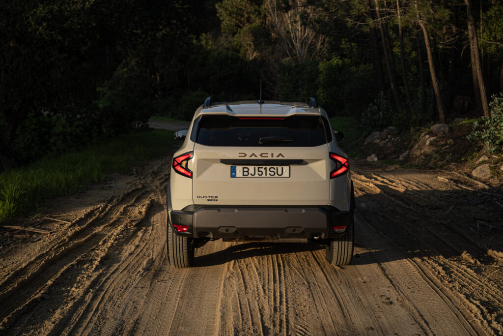 Dacia Duster Extreme Hybrid 140